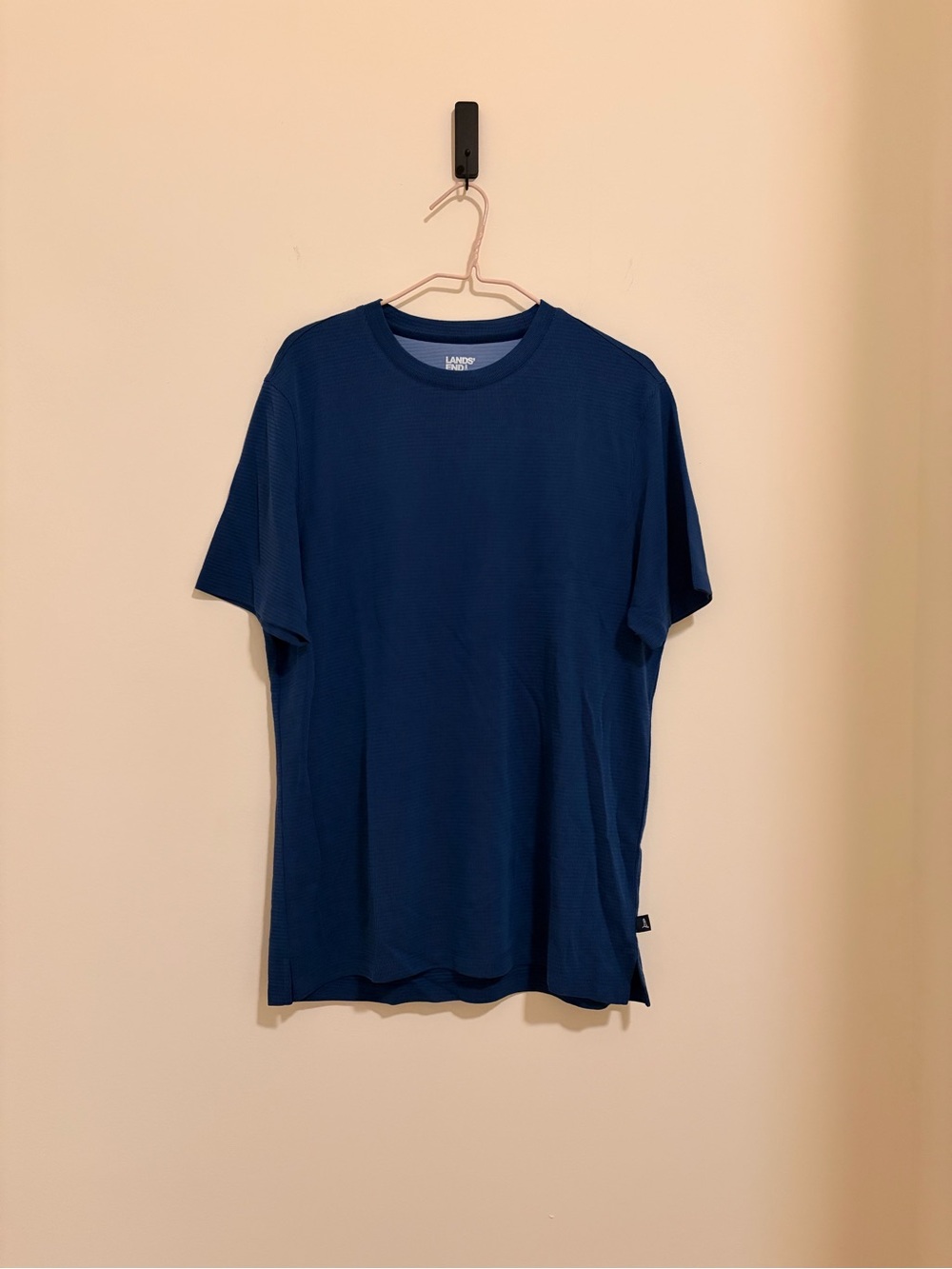 Lands' End Men's Short Sleeve Texture Crew Tee in Navy Blue
